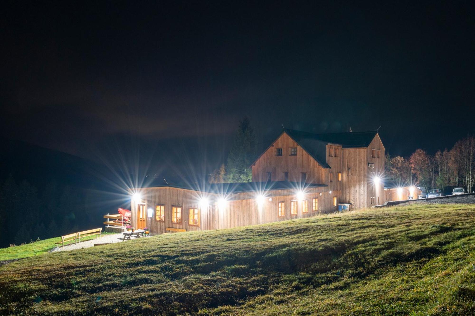 Horska Bouda Krakonos Villa Pec pod Snezkou Exterior photo